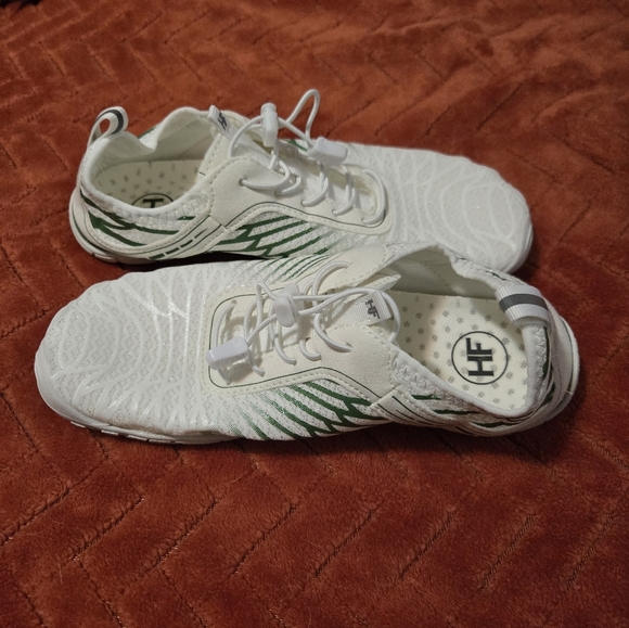 Hike Footwear Lorax Summer Barefoot Shoes NWOT - Picture 3 of 6